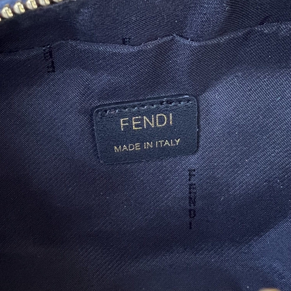 スーパーコピーブランドバッグ着用イメージ